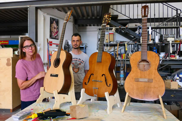 Handicrafted guitars