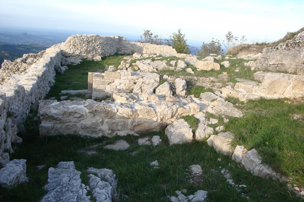 Montecopiolo's Castle
